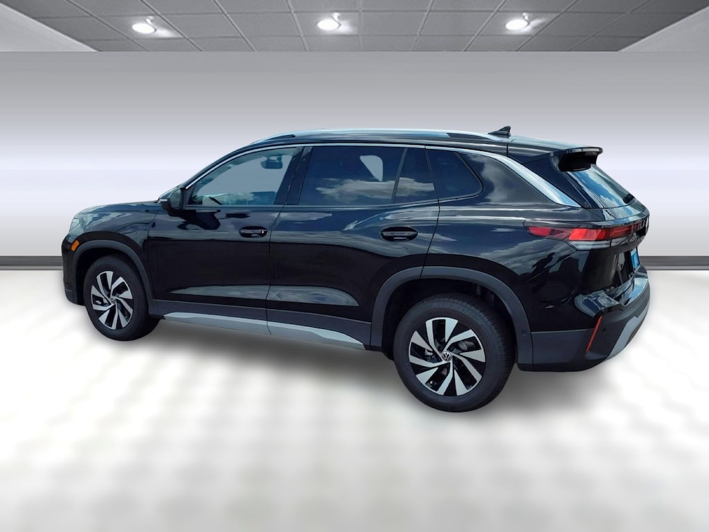 New 2025 Volkswagen Tiguan 2.0T S SUV