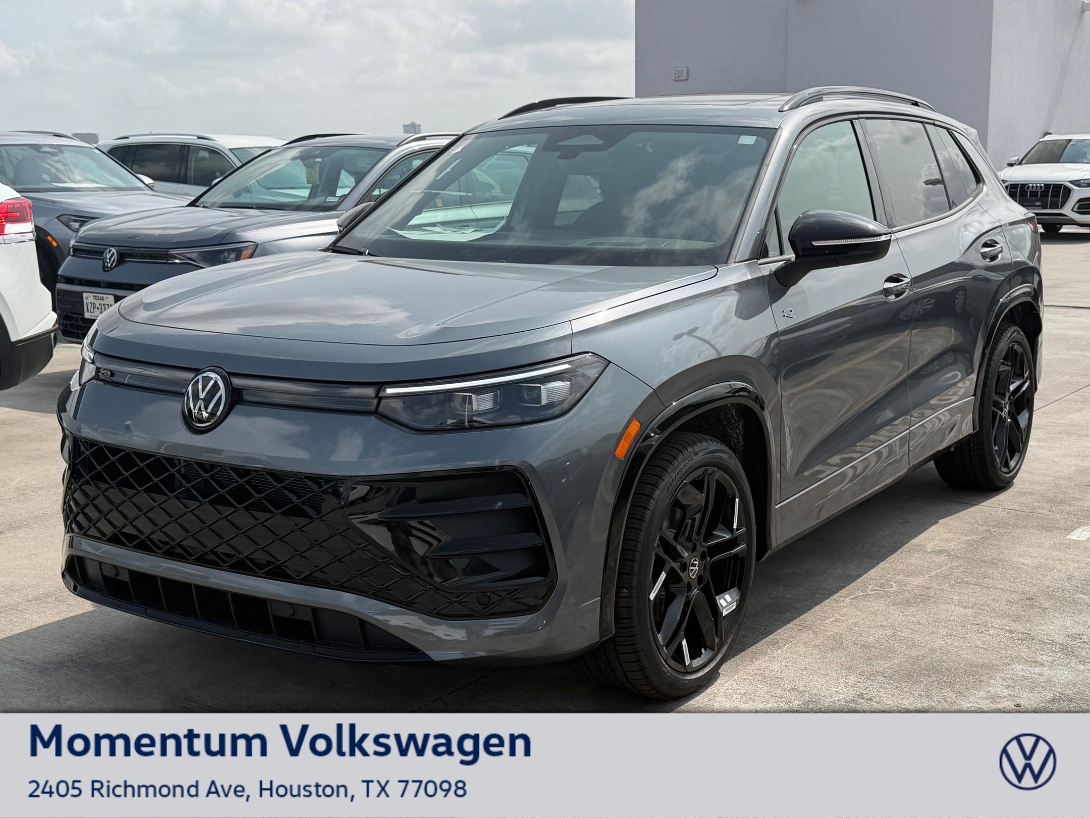 New 2026 Volkswagen Tiguan SE R-Line Black