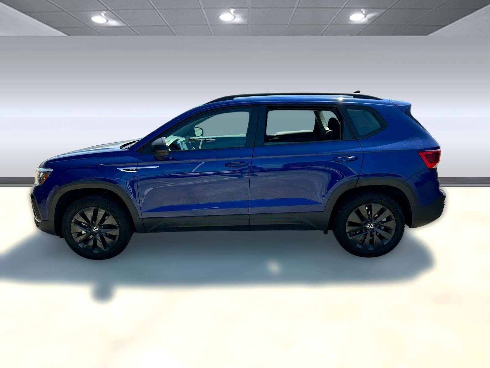 2024 Volkswagen Taos S photo 2