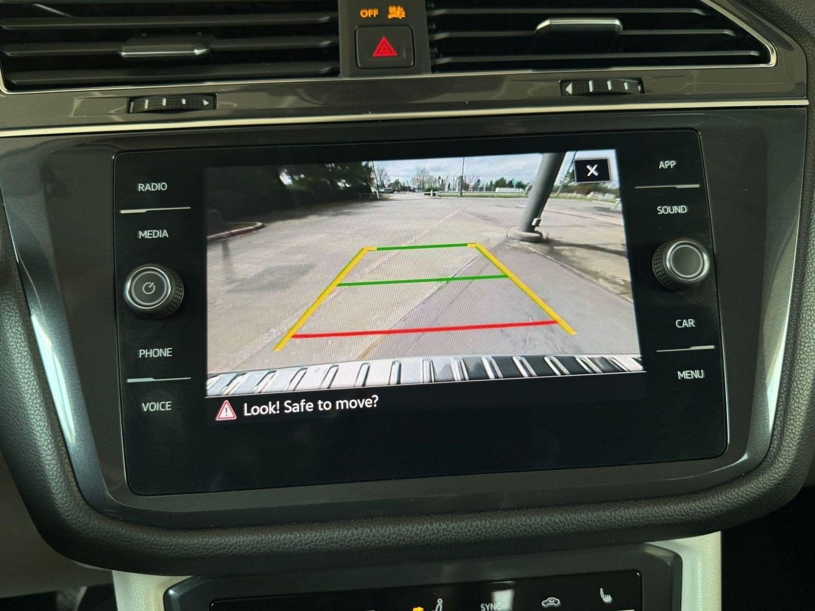 2022 Volkswagen Tiguan SE - Photo 29