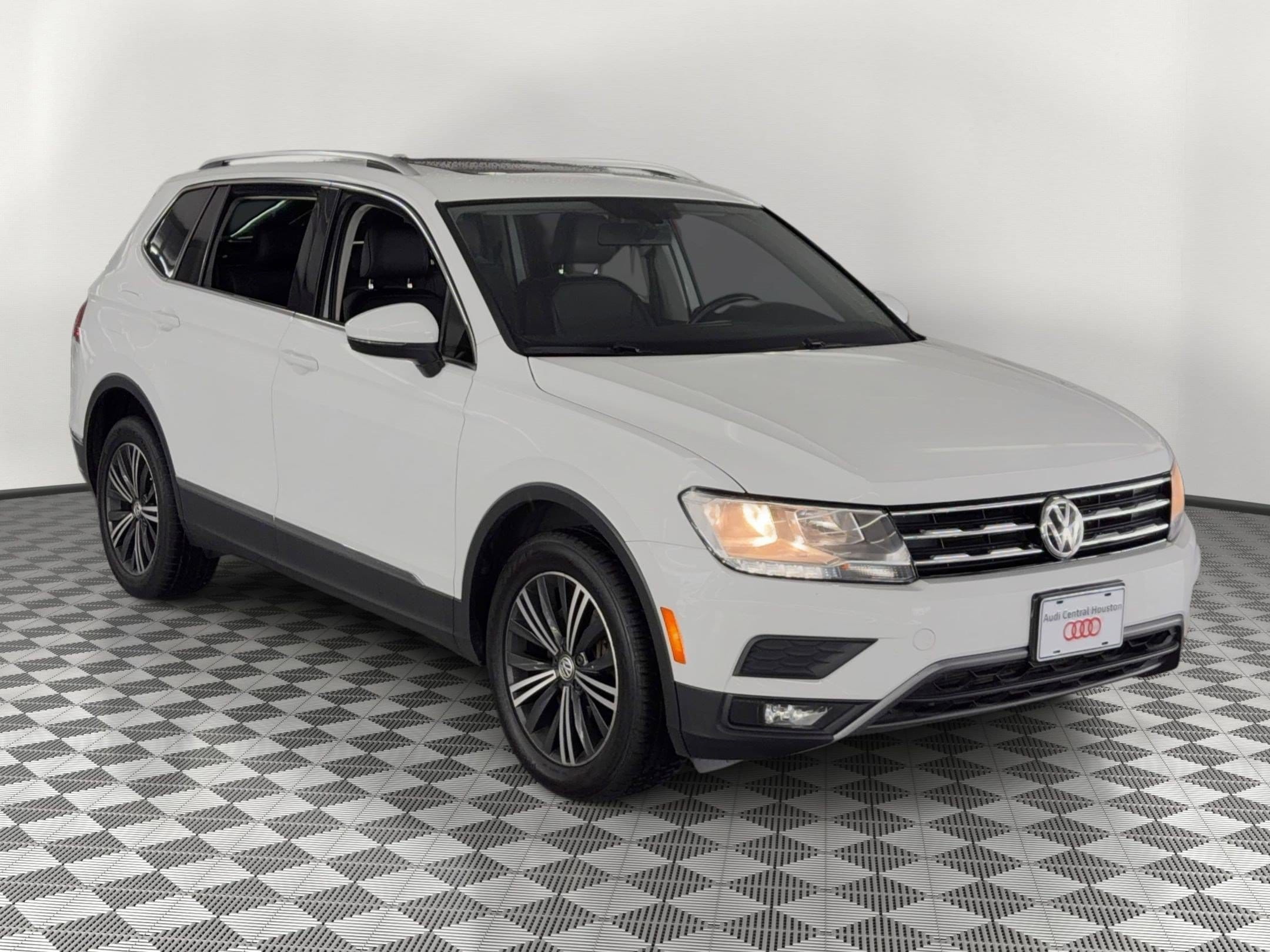 Tiguan SEL SUV