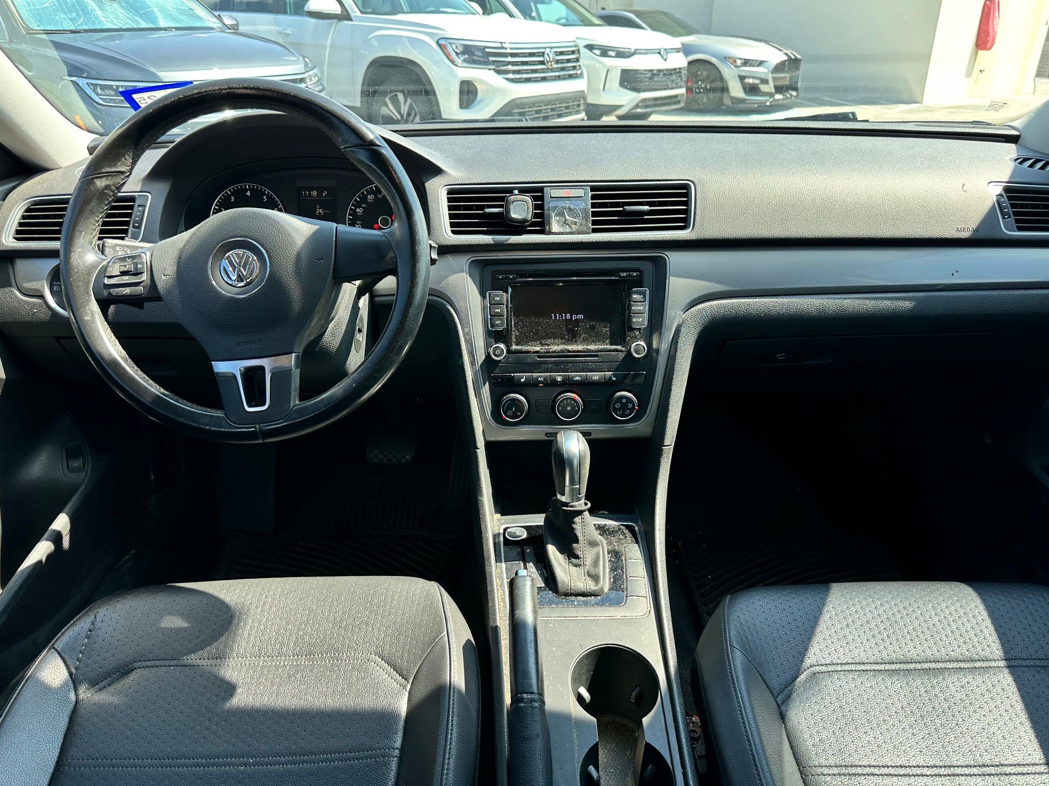 2015 Volkswagen Passat Limited photo 4