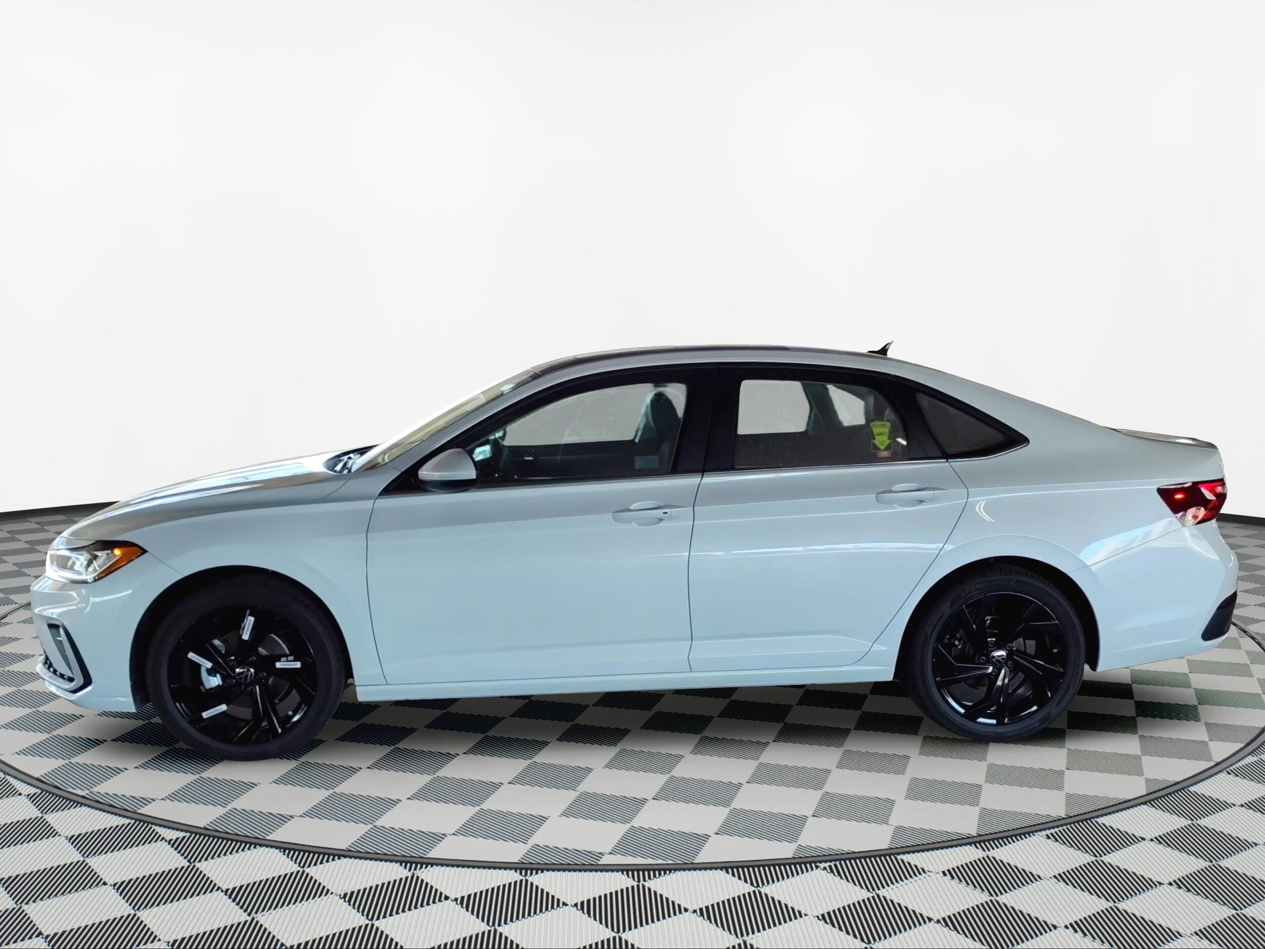 2025 Volkswagen Jetta SE photo 2
