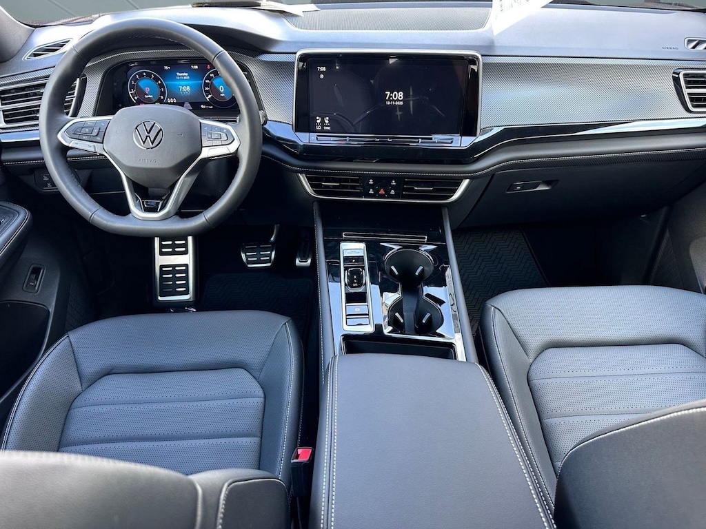 New 2026 Volkswagen Atlas Cross Sport 2.0T SEL R-Line Black SUV