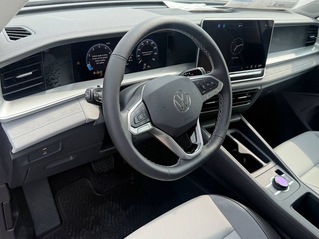 New 2026 Volkswagen Tiguan 2.0T SE SUV