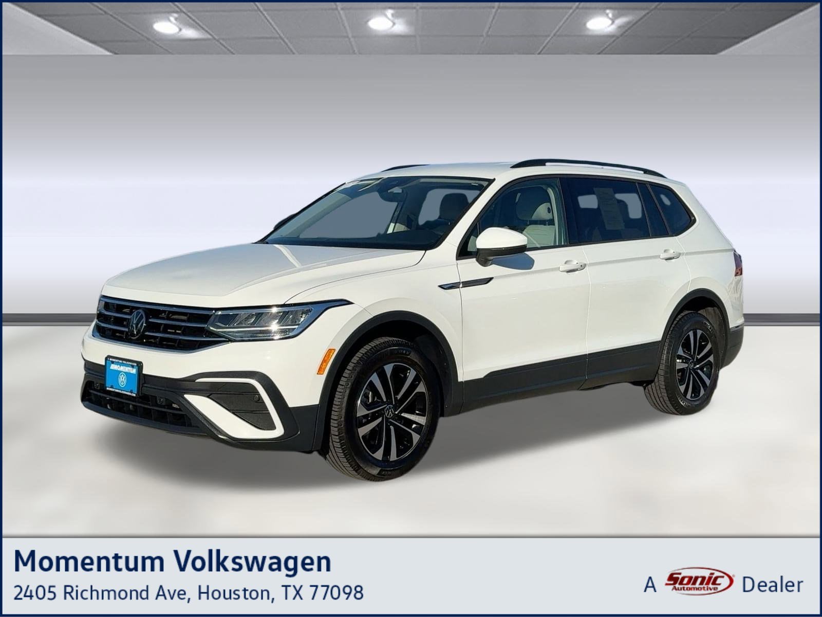 2022 Volkswagen Tiguan S's photo