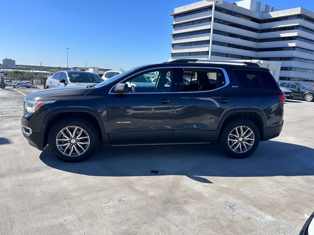 Used 2017 GMC Acadia SLE SUV