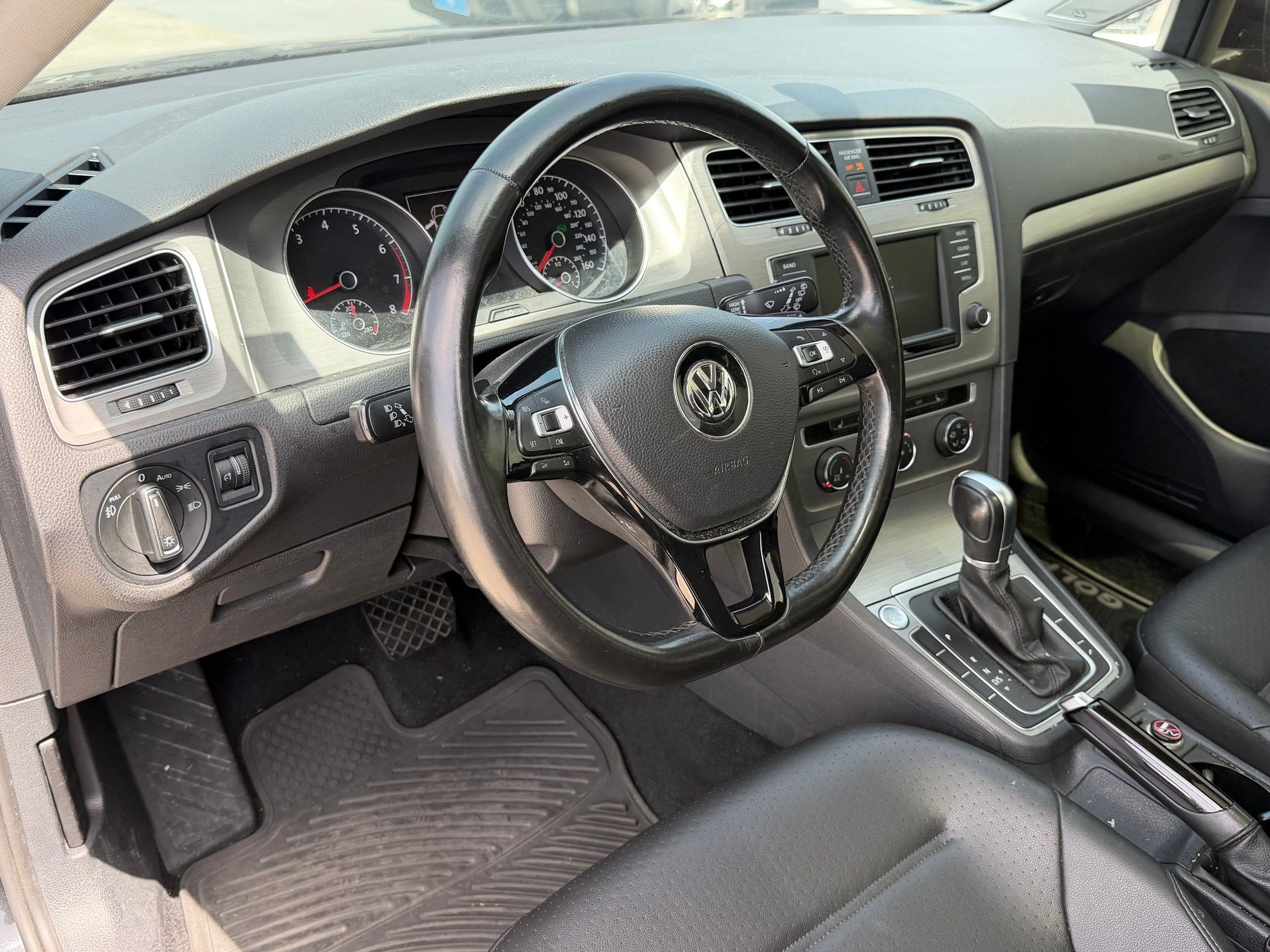 Golf TSI SE Hatchback