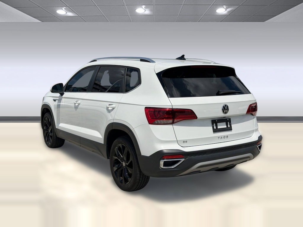 Used 2024 Volkswagen Taos SE SUV