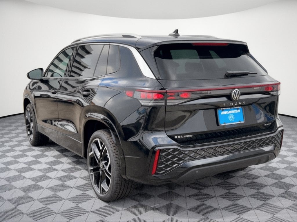 New 2026 Volkswagen Tiguan SEL R-Line Turbo SUV