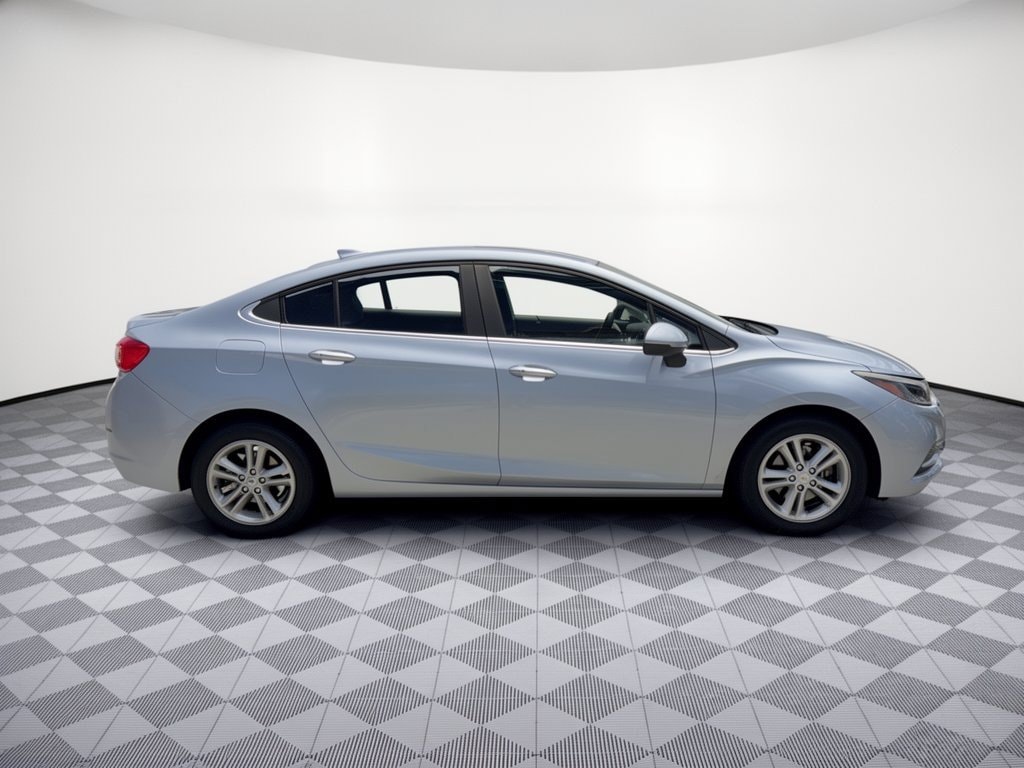 2017 Chevrolet Cruze LT Sedan