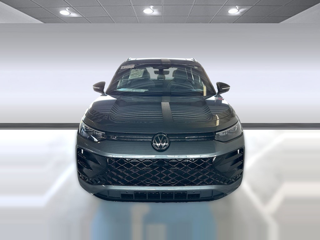 New 2026 Volkswagen Tiguan 2.0T SE R-Line Black SUV