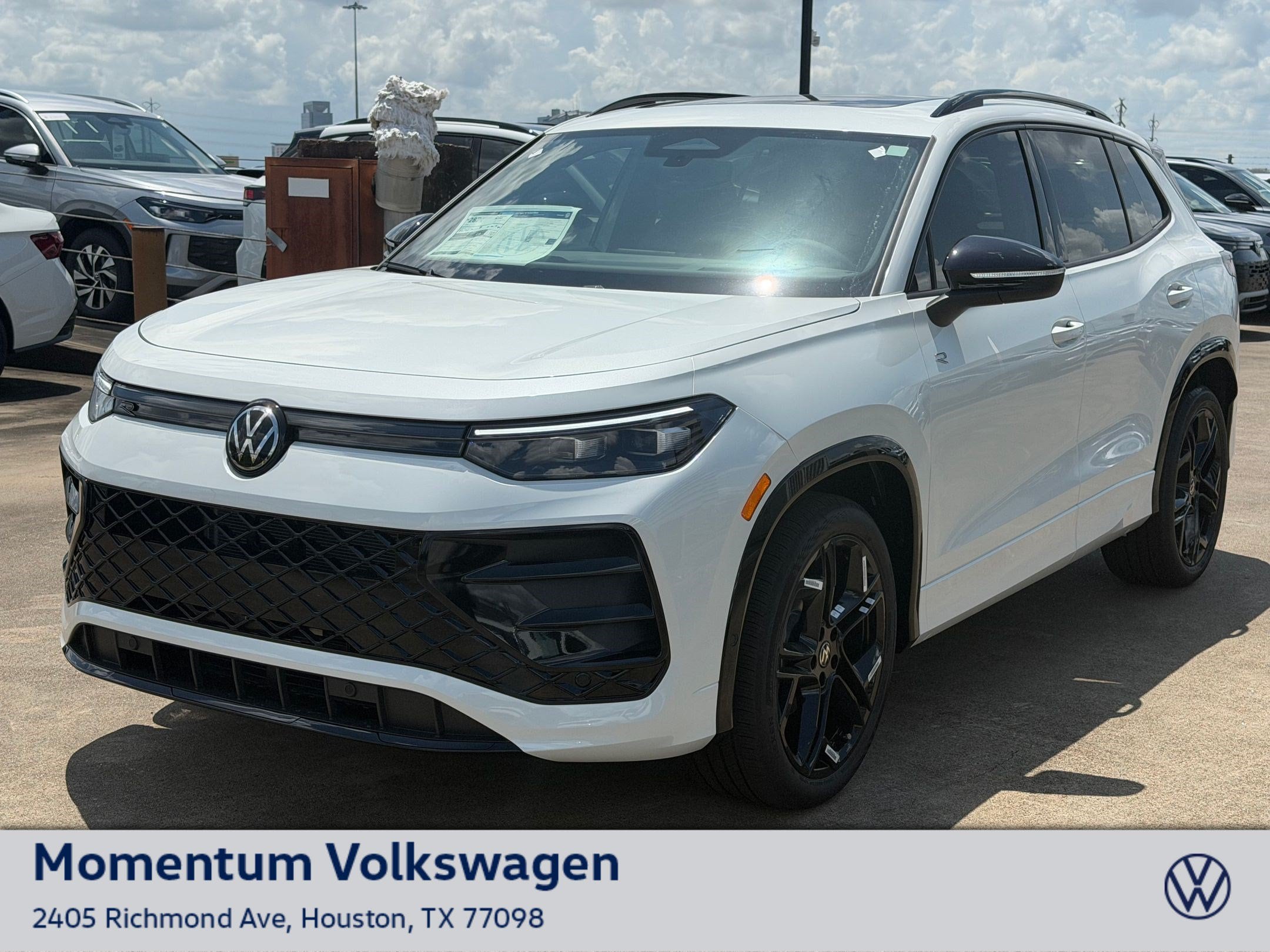 New 2026 Volkswagen Tiguan SE R-Line Black