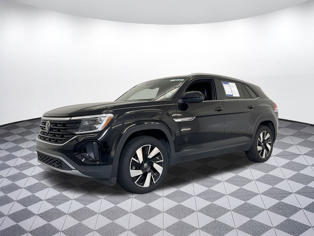 Used 2024 Volkswagen Atlas Cross Sport 2.0T SE w/Technology SUV