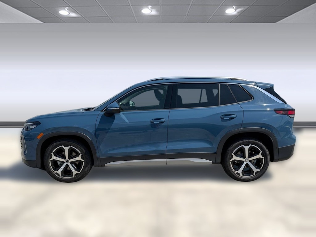 New 2026 Volkswagen Tiguan SE SUV