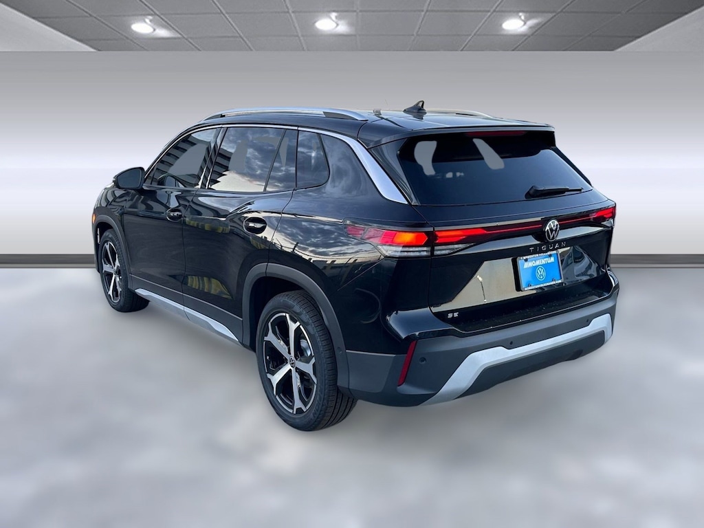 New 2026 Volkswagen Tiguan 2.0T SE SUV