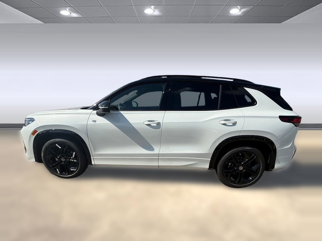 New 2026 Volkswagen Tiguan 2.0T SE R-Line Black SUV