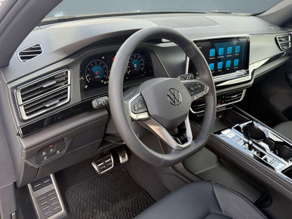 New 2026 Volkswagen Atlas Cross Sport 2.0T SEL R-Line Black SUV