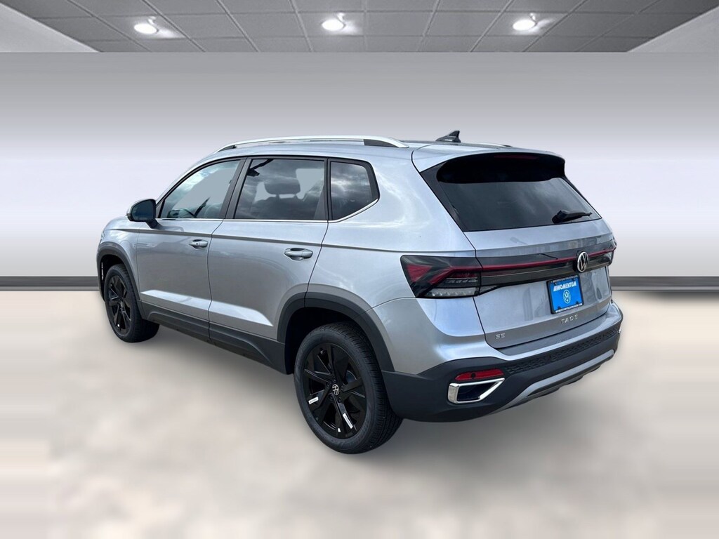 New 2026 Volkswagen Taos 1.5T SE SUV