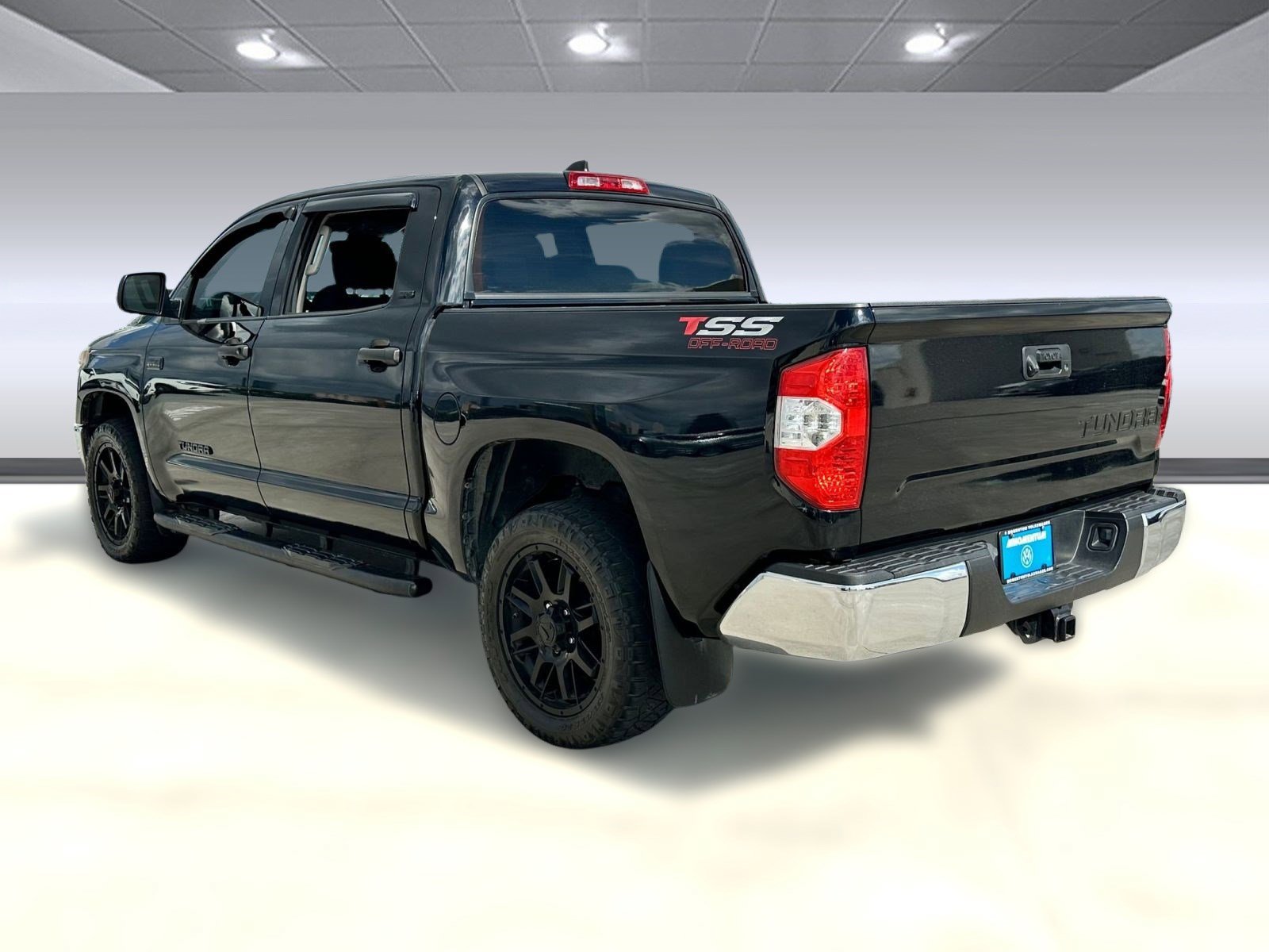 2021 Toyota Tundra SR5 CrewMax photo 3