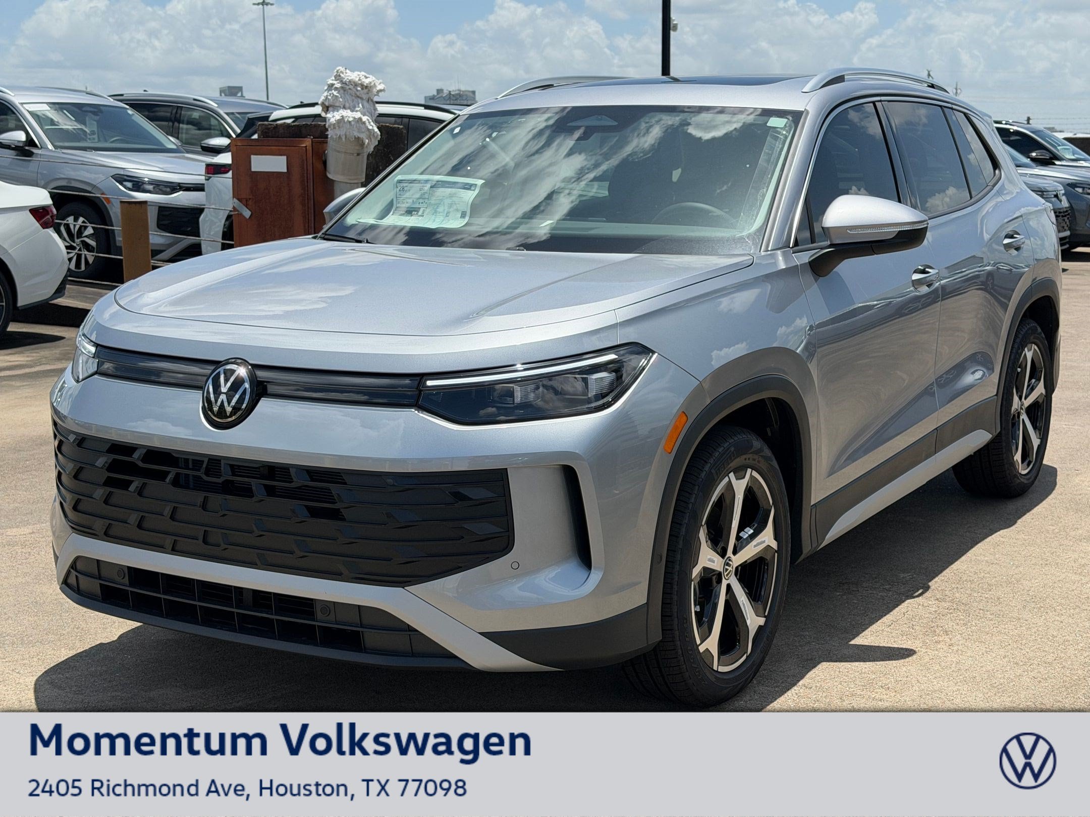 New 2026 Volkswagen Tiguan SE