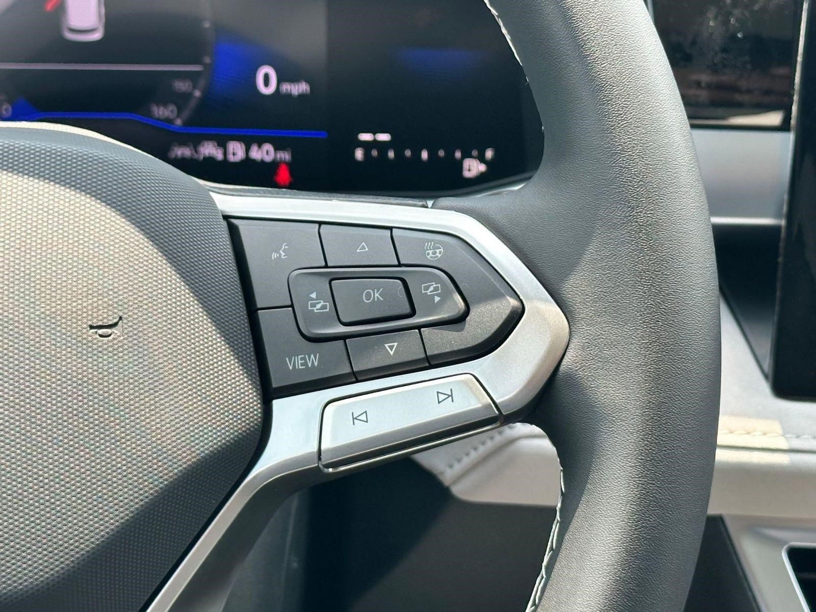 2025 Volkswagen Taos SE - Photo 22