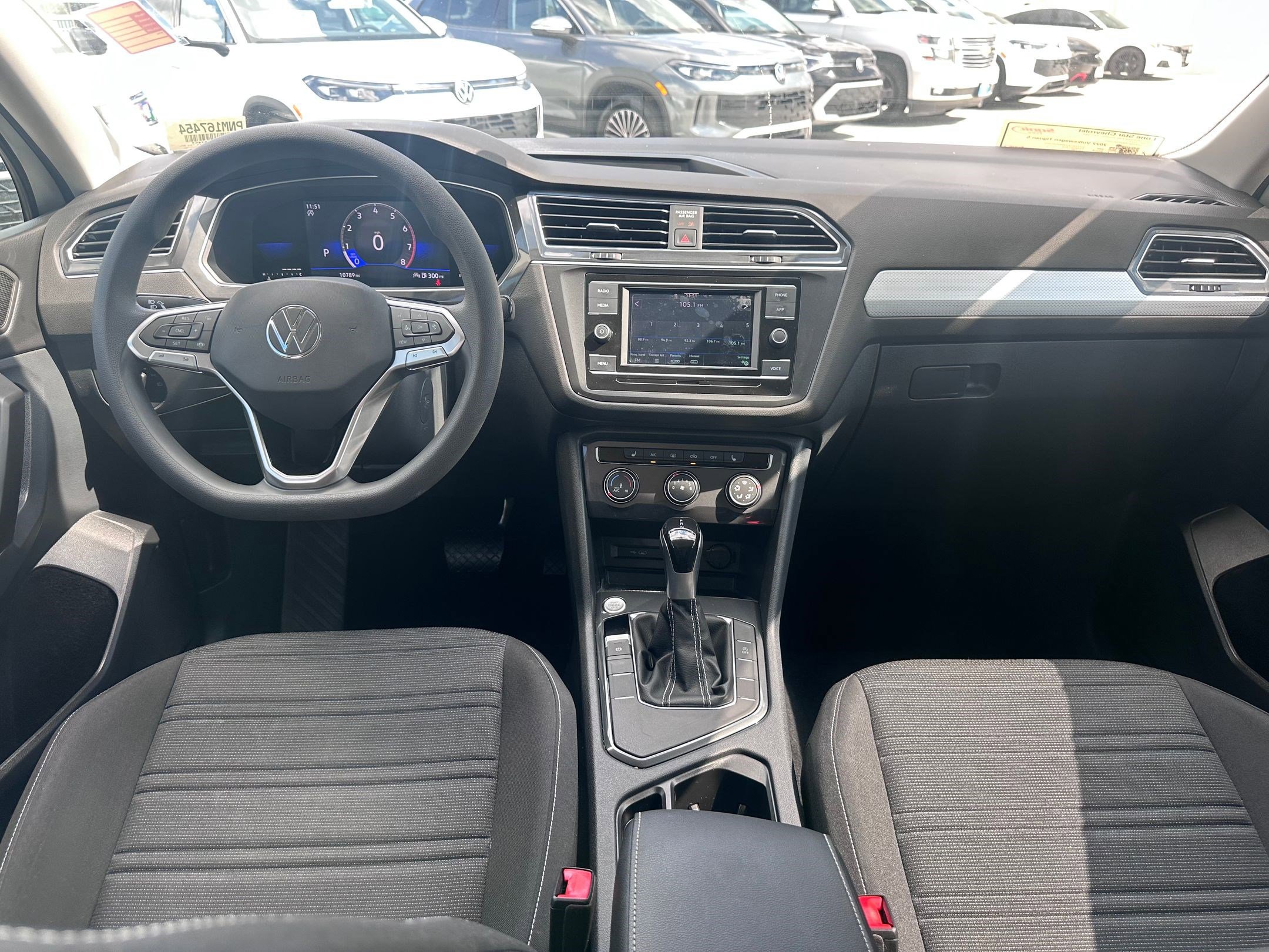 2022 Volkswagen Tiguan S photo 4