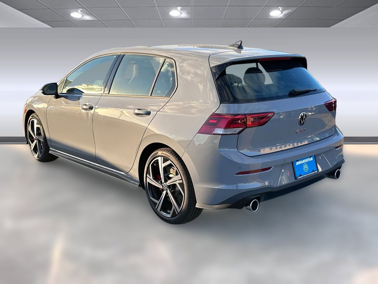 2026 Volkswagen Golf GTI SE photo 2