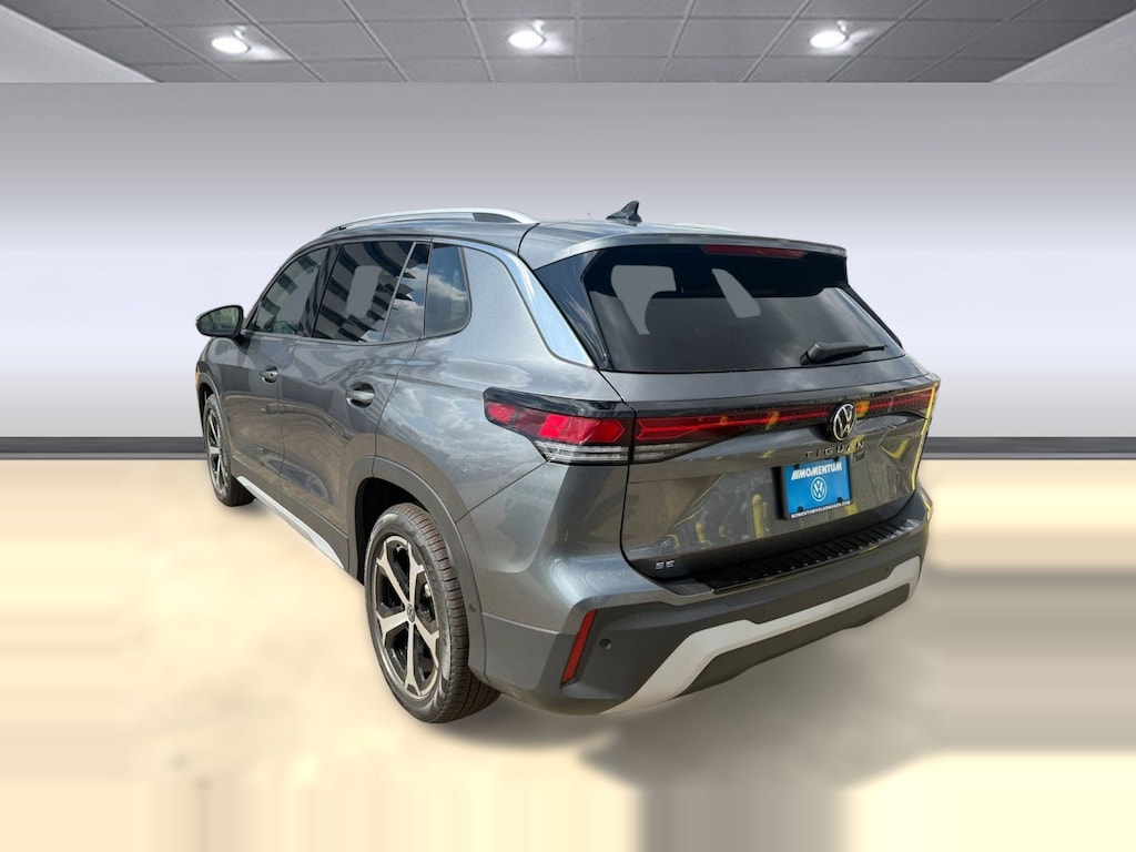 New 2026 Volkswagen Tiguan 2.0T SE SUV