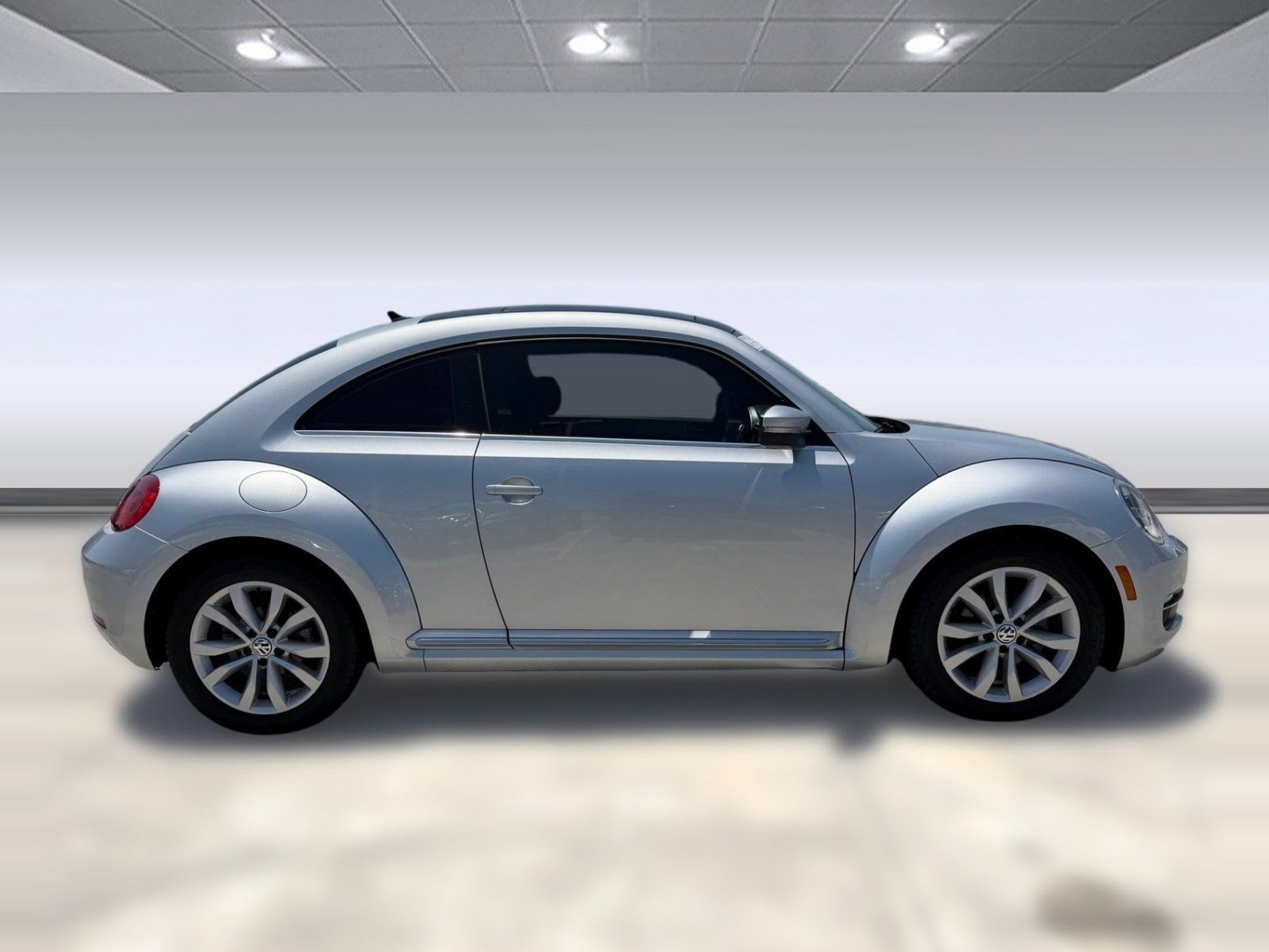 Beetle 2.0L TDI W/Sun Hatchback