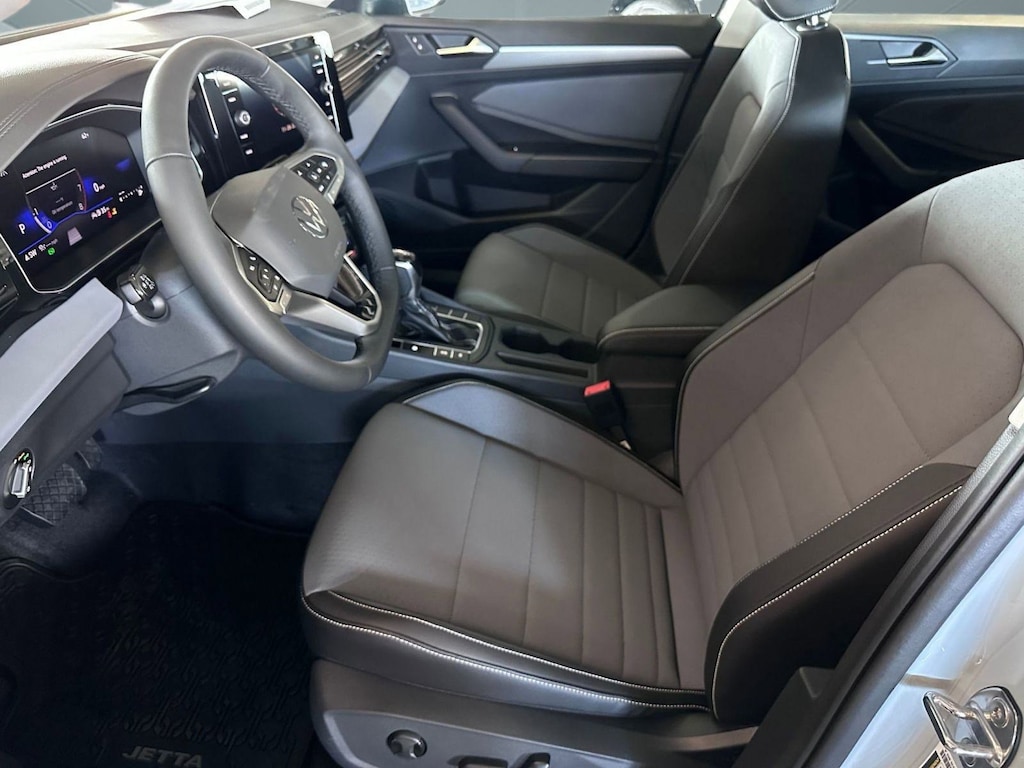 New 2026 Volkswagen Jetta 1.5T SE Sedan