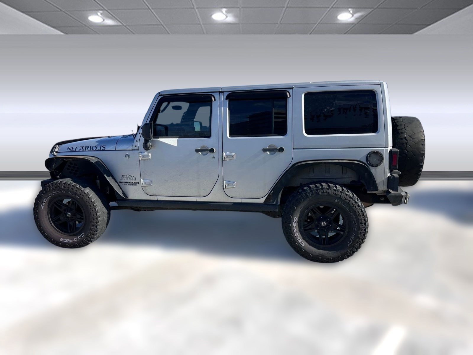 2012 Jeep Wrangler Unlimited Altitude photo 2