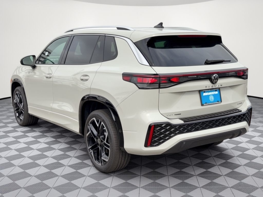 New 2026 Volkswagen Tiguan SEL R-Line Turbo SUV