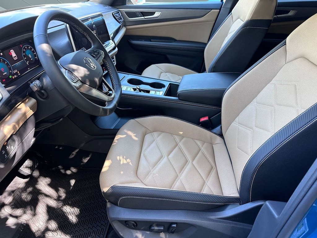 New 2026 Volkswagen Atlas Cross Sport 2.0T SE SUV