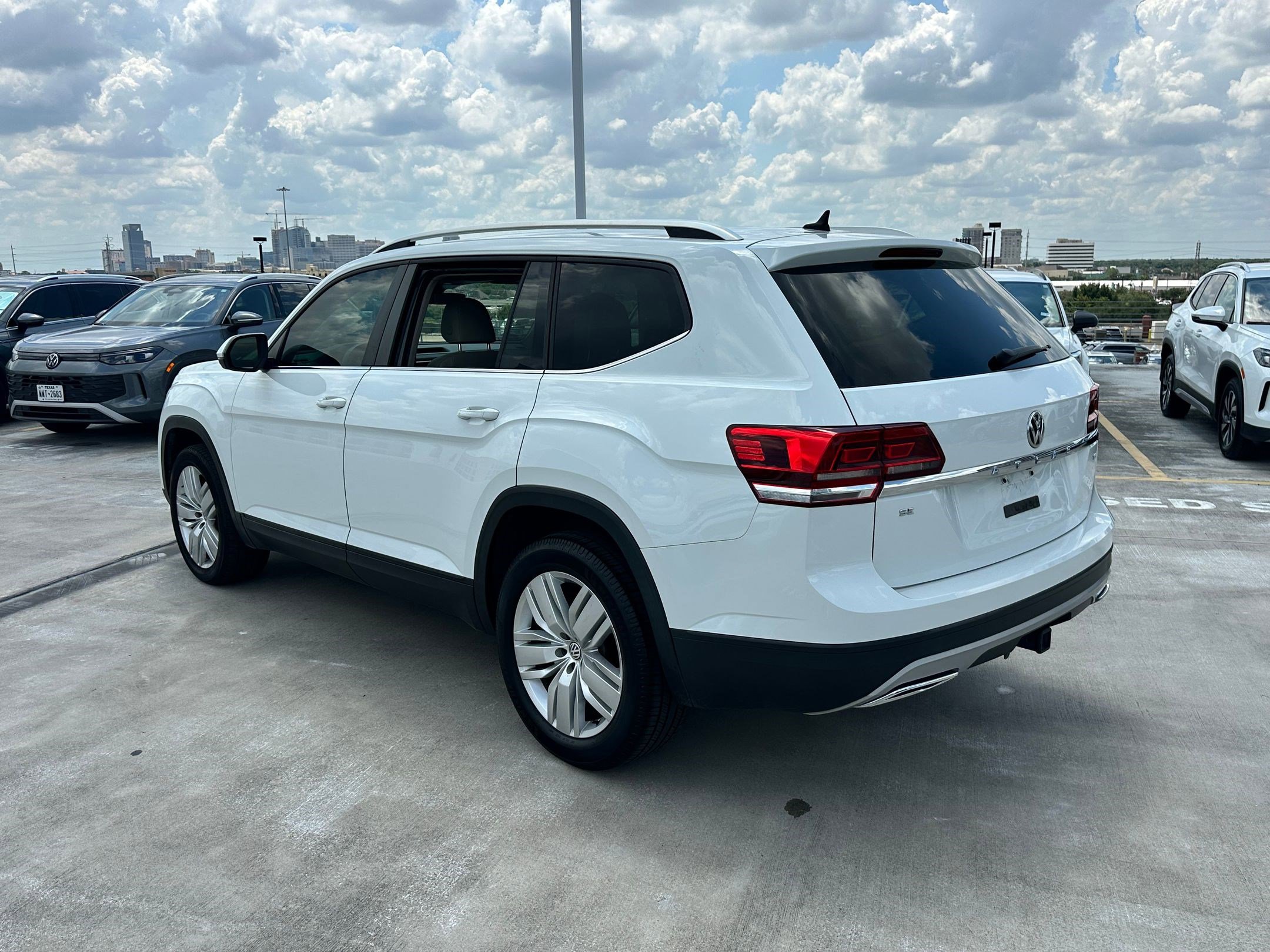 2019 Volkswagen Atlas V6 SE Technology photo 3