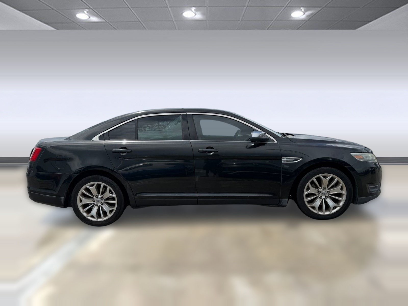 Taurus Limited Sedan