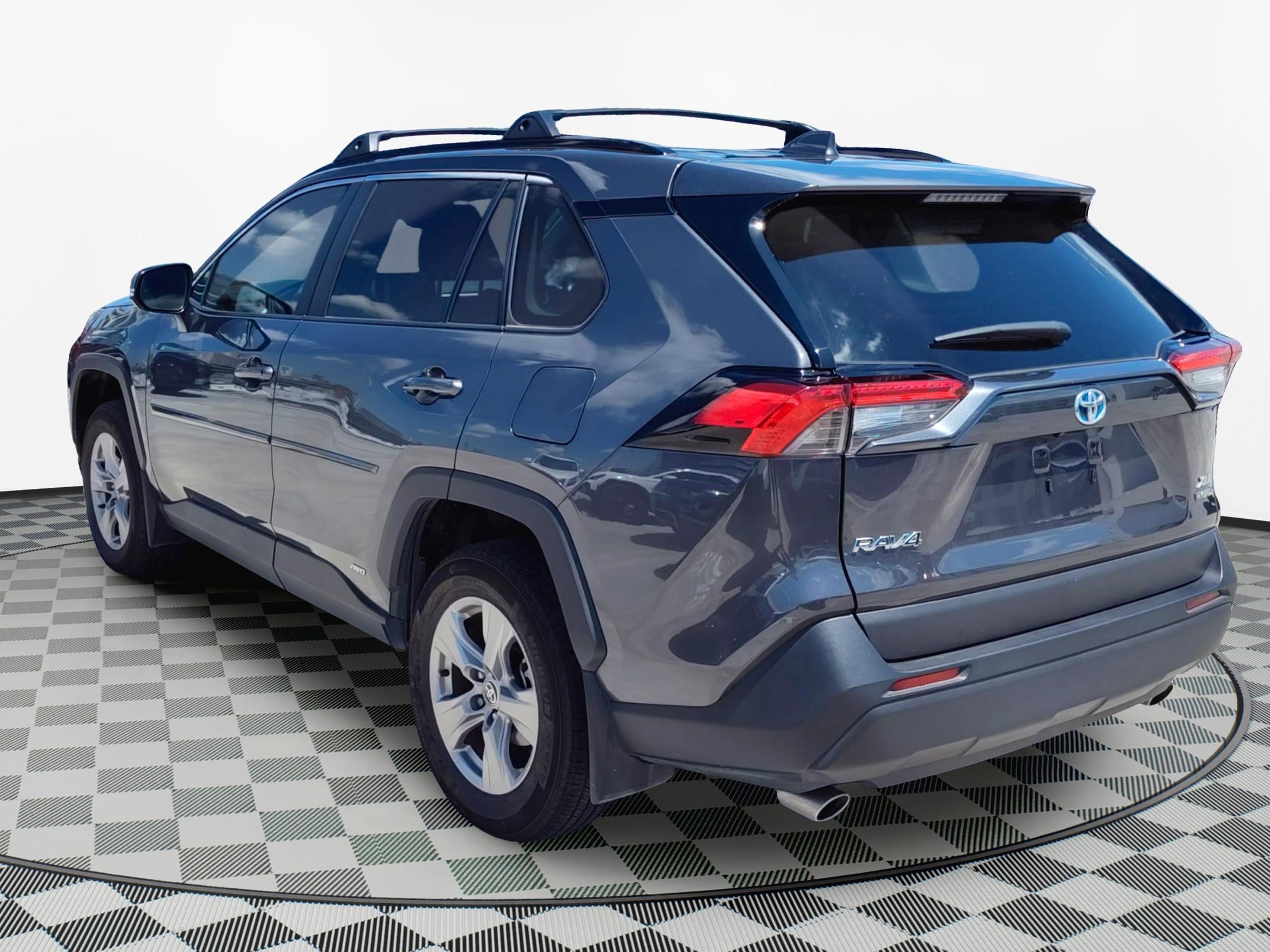 Used 2024 Toyota RAV4 XLE with VIN 2T3RWRFV8RW218967 for sale in Houston, TX