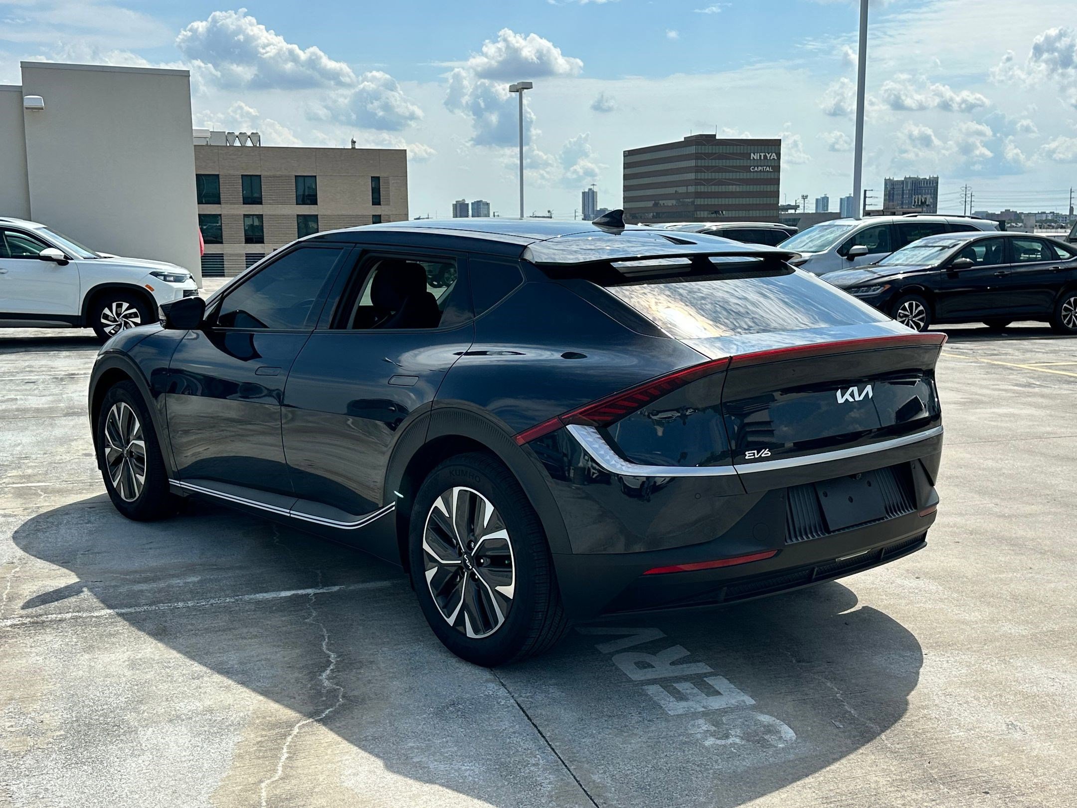 2024 Kia EV6 Light photo 3