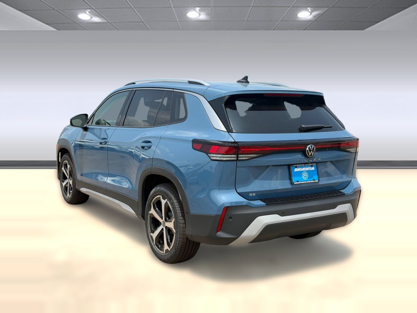 New 2026 Volkswagen Tiguan SE SUV