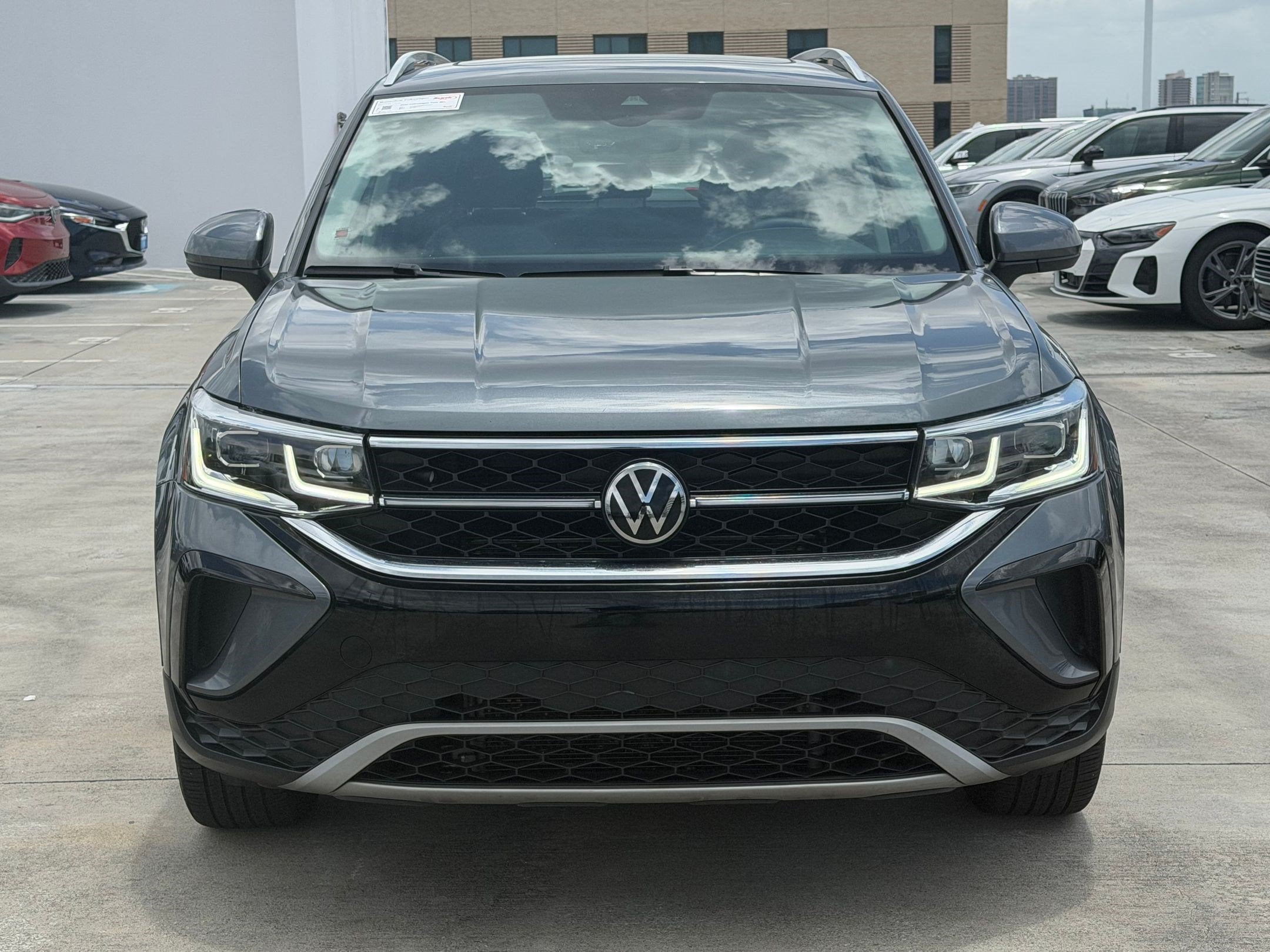Taos SEL SUV