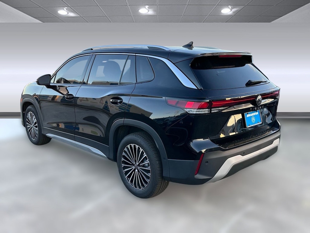 New 2026 Volkswagen Tiguan 2.0T S SUV