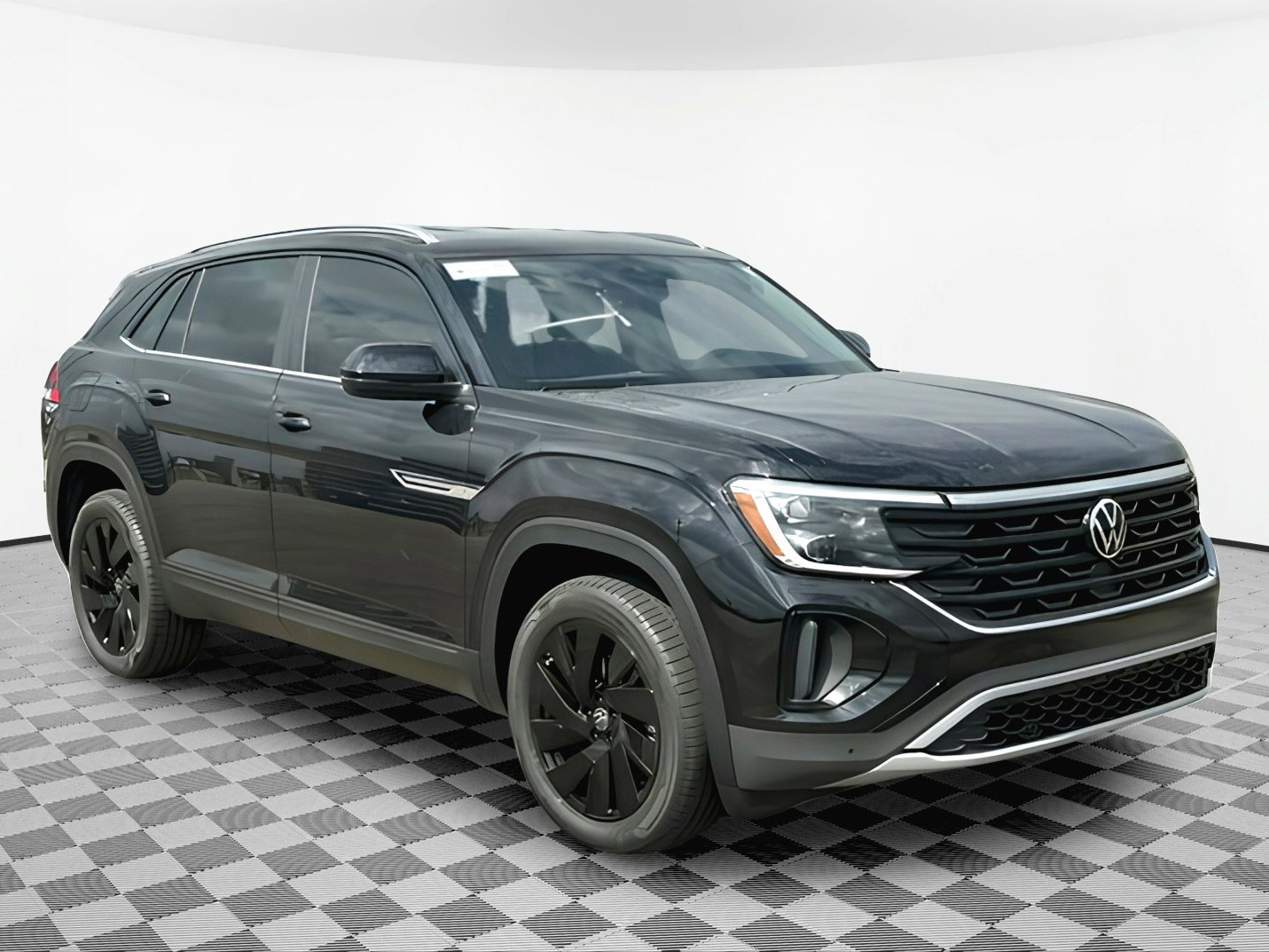 2025 Volkswagen Atlas Cross Sport SE Technology photo 3