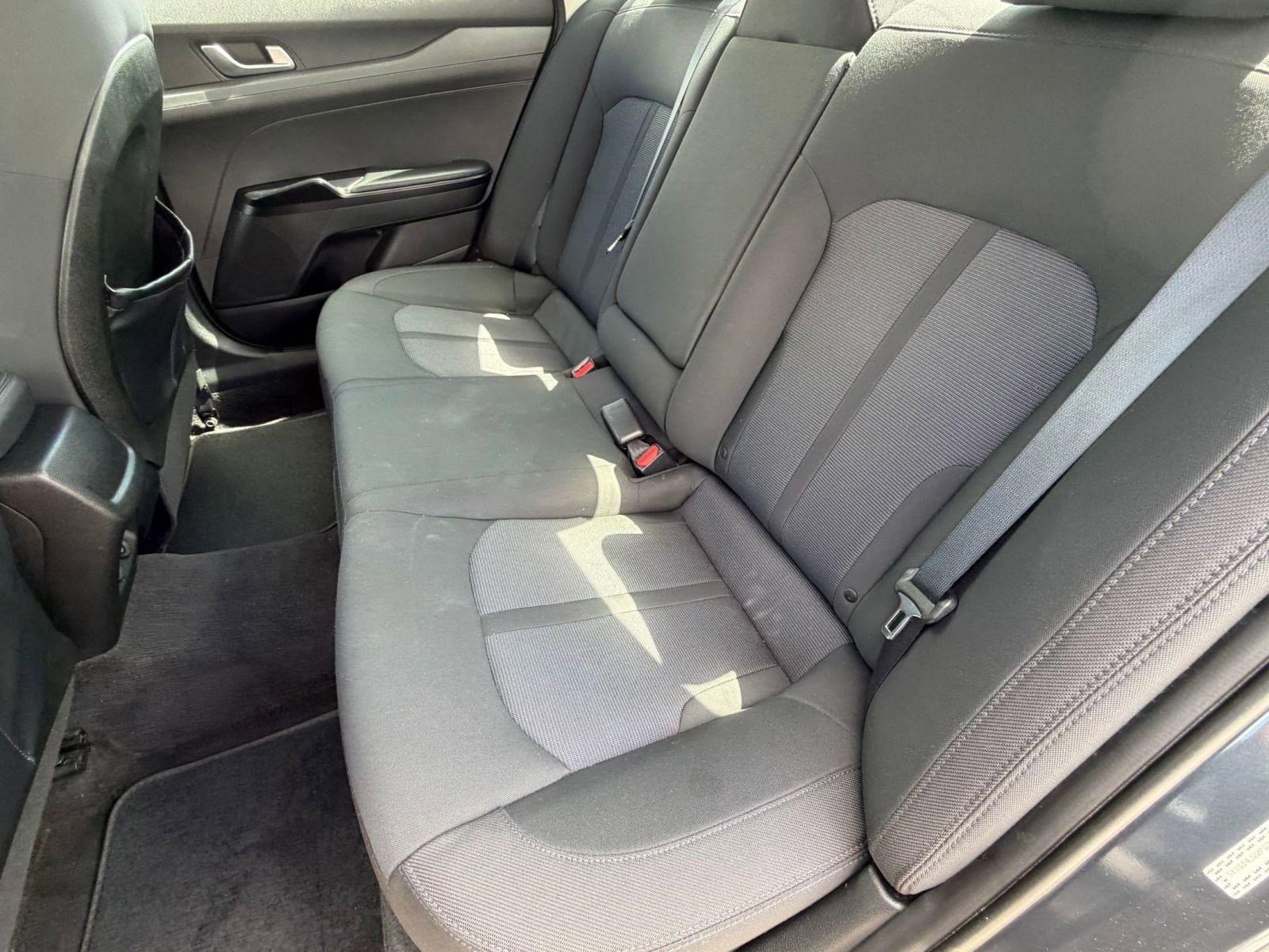 2023 Kia K5 LXS - Photo 12