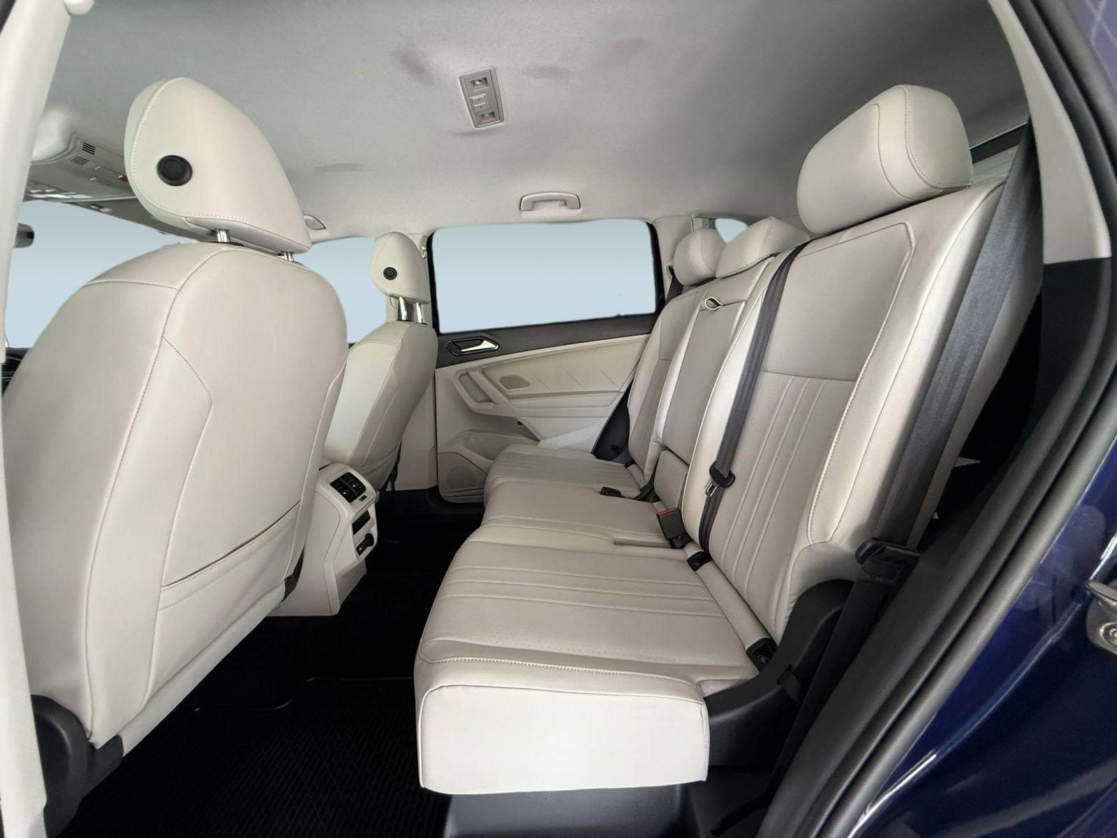 2022 Volkswagen Tiguan SE - Photo 14