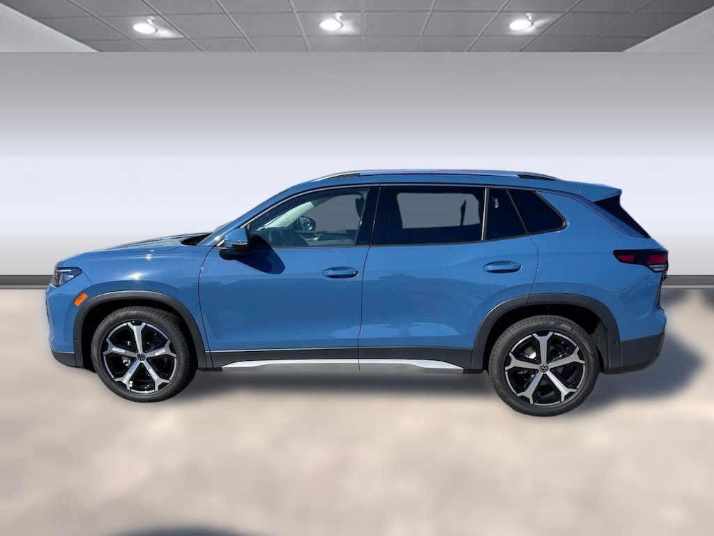 New 2026 Volkswagen Tiguan 2.0T SE SUV