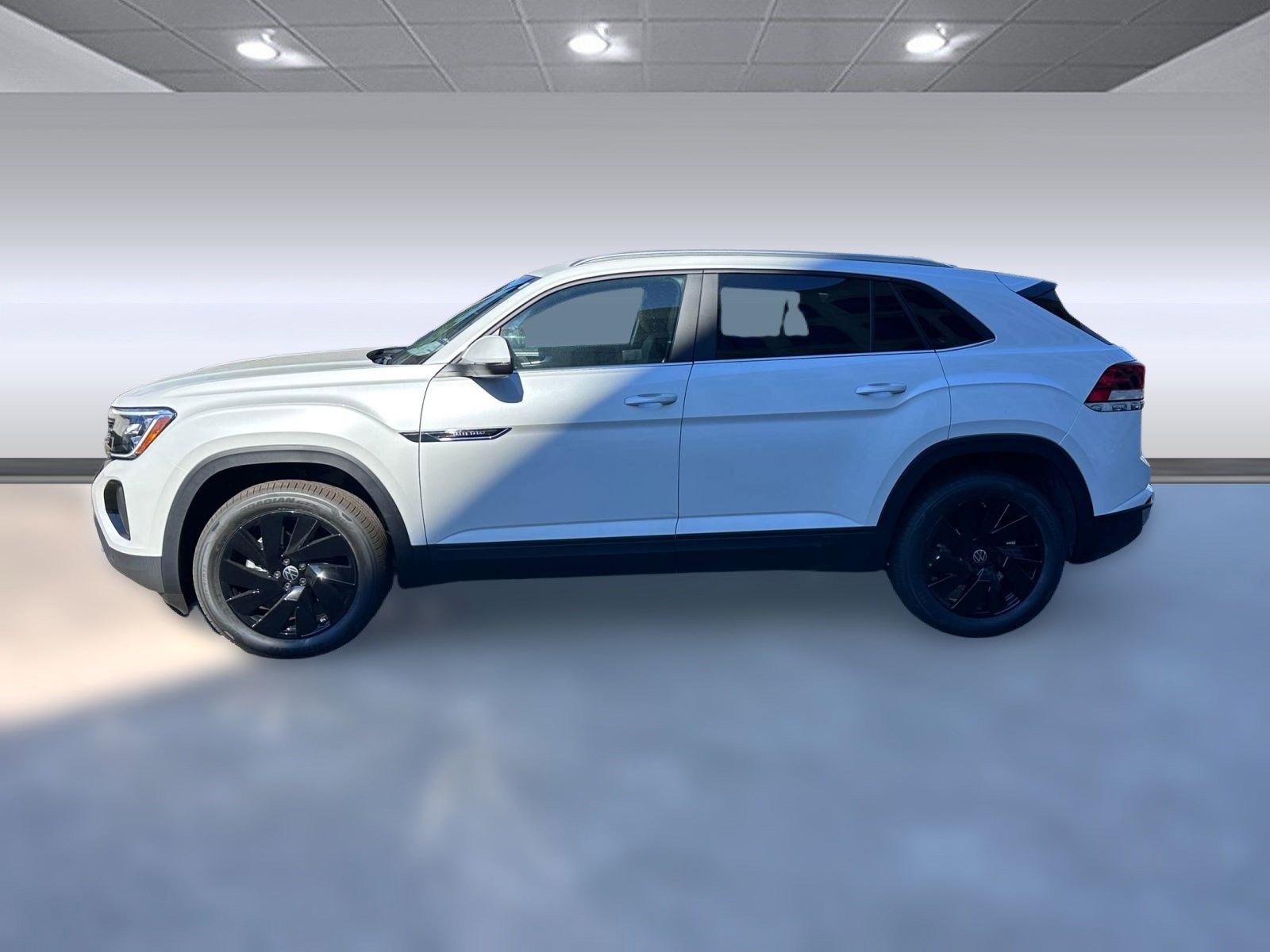 2026 Volkswagen Atlas Cross Sport SE Technology photo 2