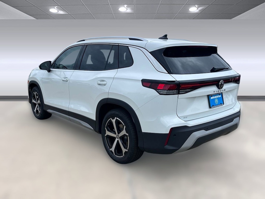 New 2026 Volkswagen Tiguan 2.0T SE SUV