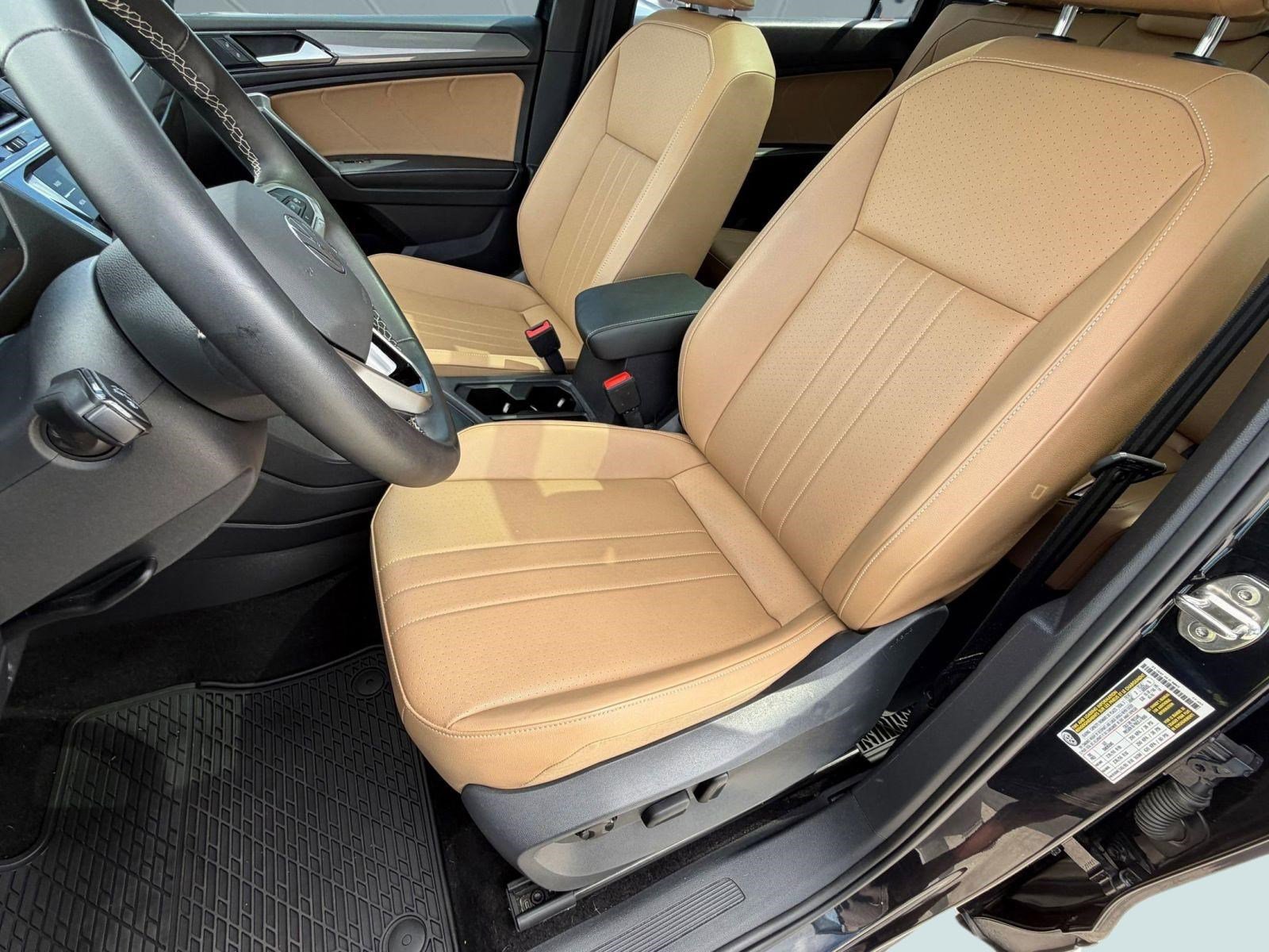 Tiguan SE SUV