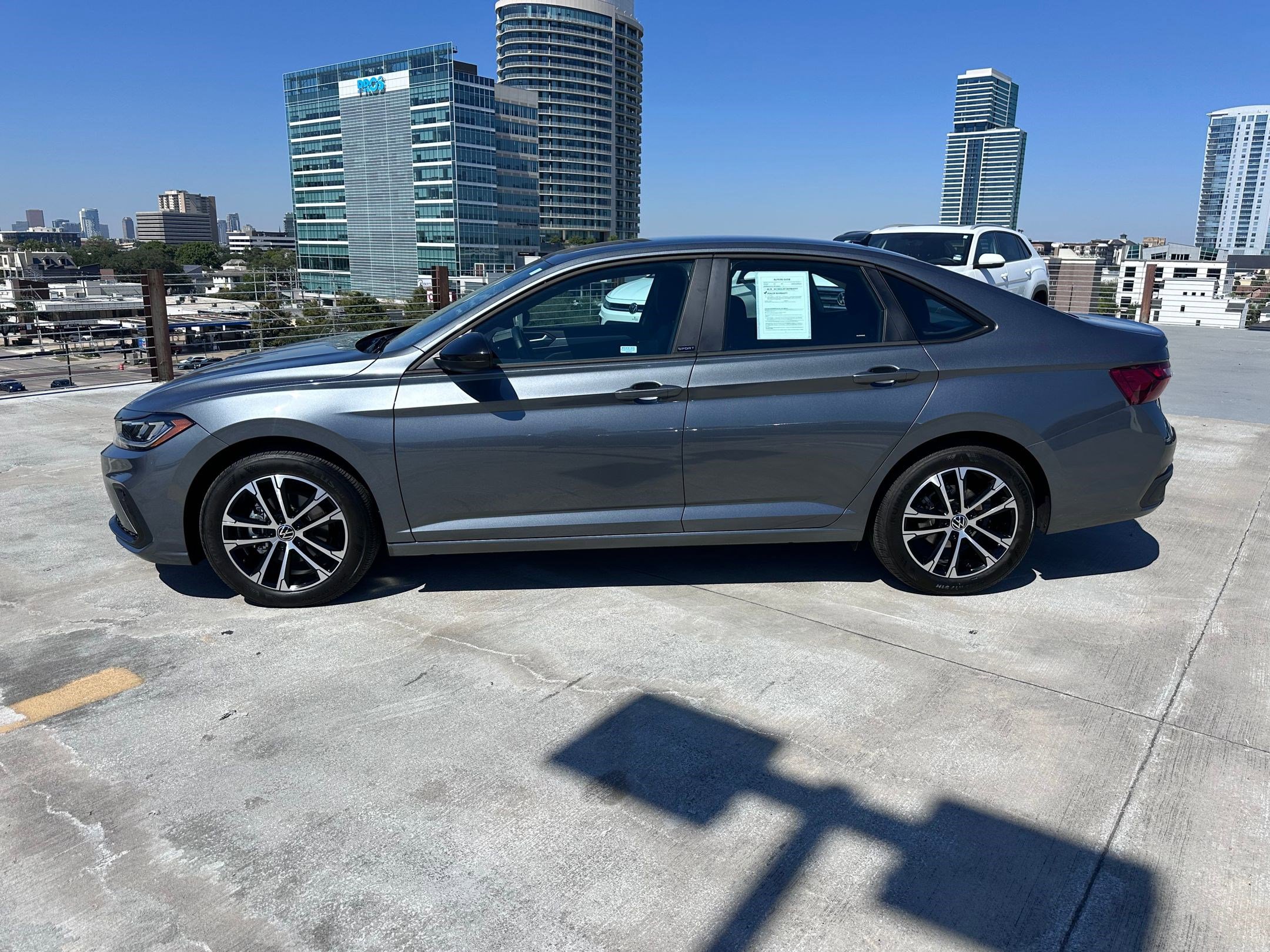 2025 Volkswagen Jetta Sport photo 2