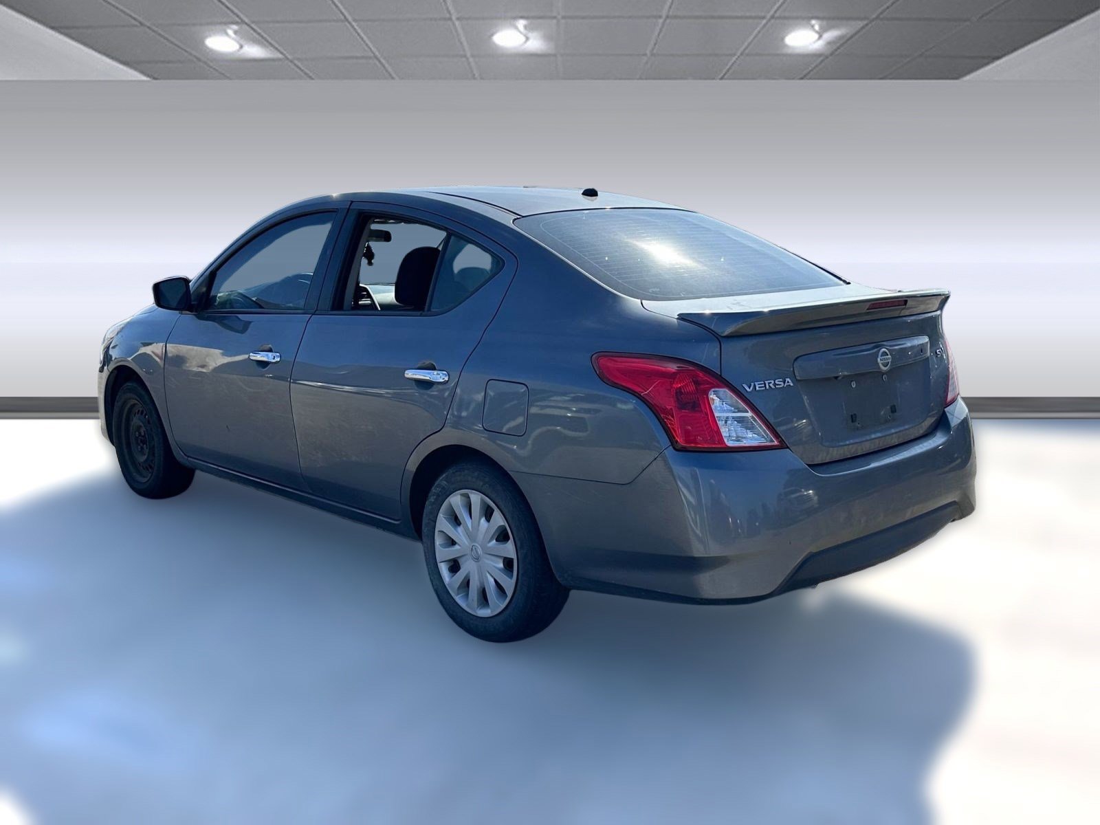 2019 Nissan Versa SV Sedan photo 3